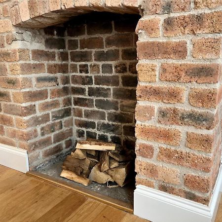 Rabbies School House, 2 Bed Apartment Ayr Town Centre Экстерьер фото
